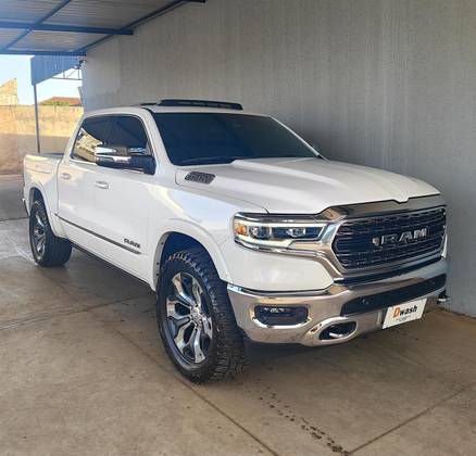 RAM 1500 5.7 V8 GASOLINA LIMITED CD 4X4 AUTOMÁTICO